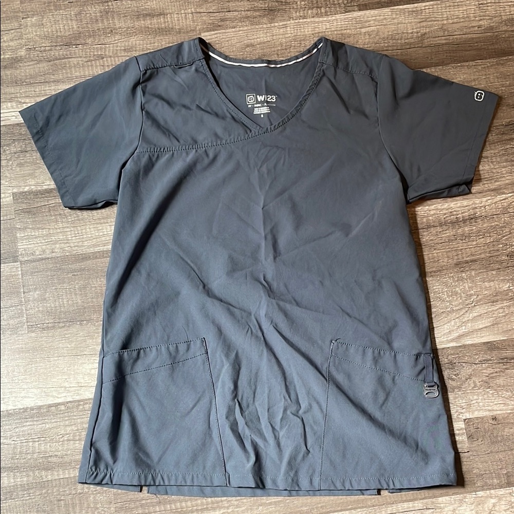 WonderWink Gray Scrub Top
